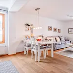 Apartment Edelweiss 7 *