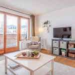 Edelweiss 7 Apartment *